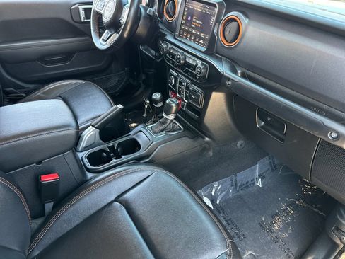 Used 2021 Jeep Gladiator Mojave AWD/4WD image 18