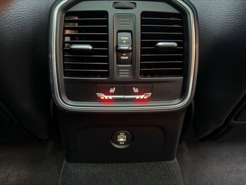 Used 2017 Porsche Macan S image 34