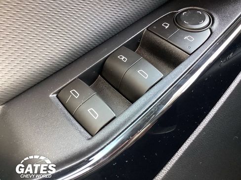 Used 2026 Chevrolet Equinox LT FWD image 20