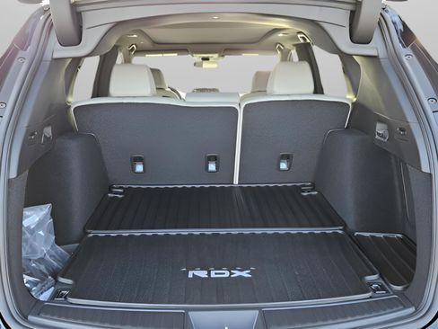 New 2025 Acura RDX SH-AWD image 29