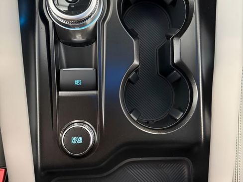 New 2026 Ford Explorer Active AWD/4WD image 31