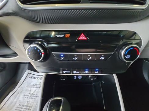 Used 2019 Hyundai Tucson SE AWD/4WD image 17