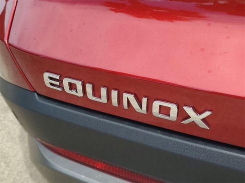 New 2026 Chevrolet Equinox LT w/ Convenience Package II image 6