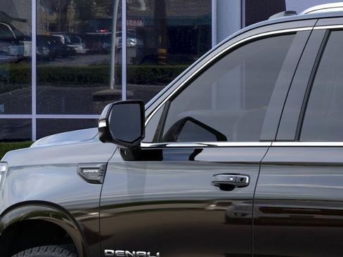 New 2026 GMC Yukon XL Denali Ultimate AWD/4WD image 12