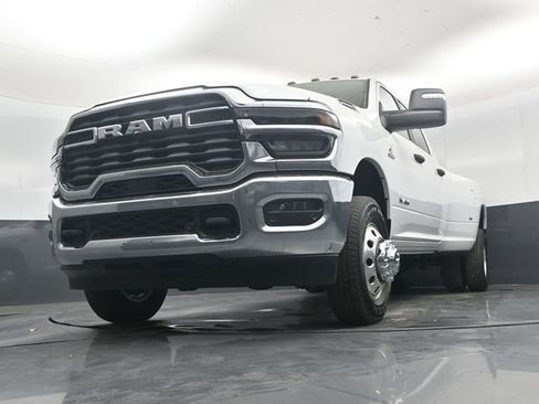 New 2026 RAM 3500 Big Horn AWD/4WD image 43