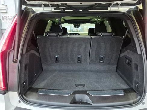 Used 2021 Cadillac Escalade Sport w/ Driver Assist Tech Package image 12