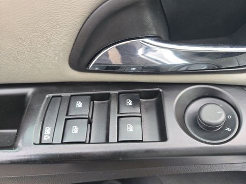 Used 2014 Chevrolet Cruze LT image 22