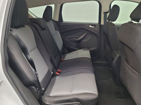 Used 2018 Ford Escape SE image 19