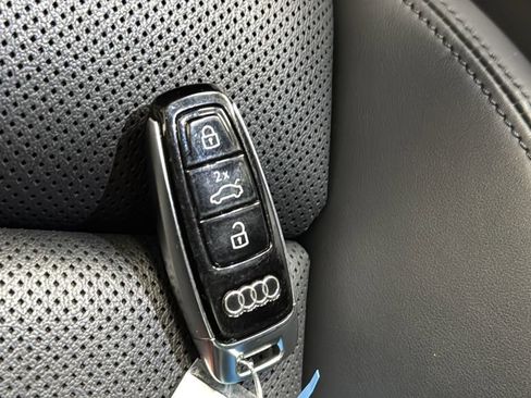 Used 2023 Audi e-tron GT Premium Plus w/ Performance Package AWD/4WD image 40