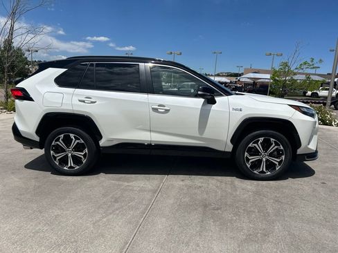 Used 2022 Toyota RAV4 XSE AWD/4WD image 11