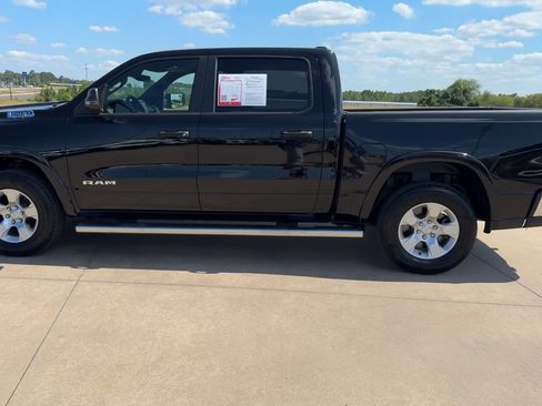Used 2025 RAM 1500 Big Horn AWD/4WD image 5