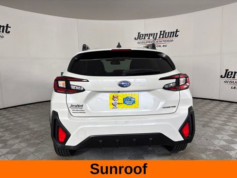 Used 2025 Subaru Crosstrek 2.5i Premium AWD/4WD image 7