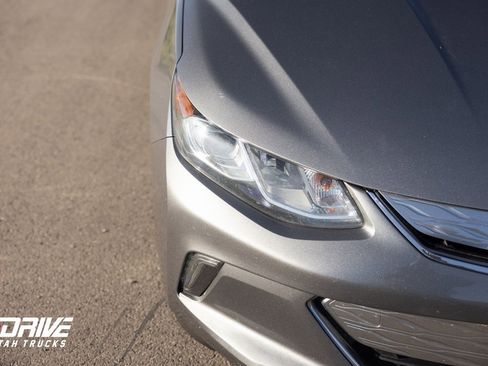 Used 2018 Chevrolet Volt LT image 6