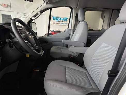Used 2019 Ford Transit 350 XLT RWD image 5
