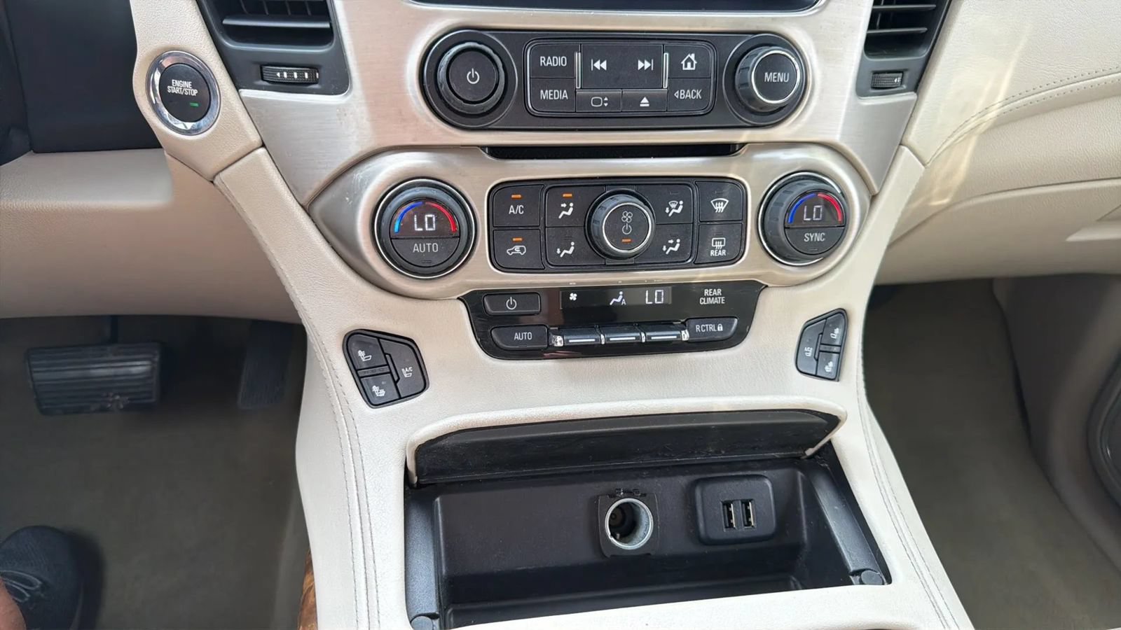 Used 2015 GMC Yukon Denali RWD image 24