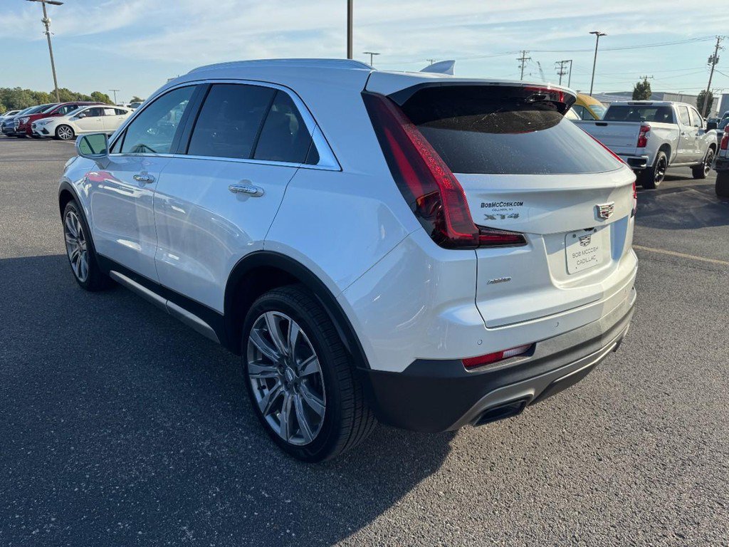 Certified 2019 Cadillac XT4 Premium Luxury AWD/4WD image 6