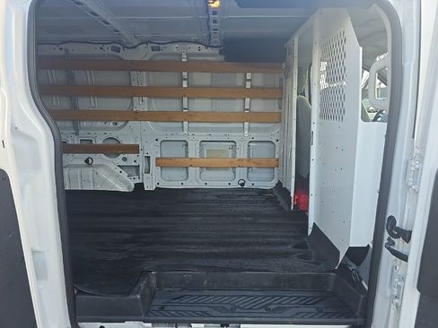 Used 2015 Ford Transit 250 130 Low Roof w/ Exterior Upgrade Package image 20