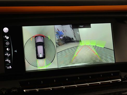 Certified 2024 Rolls-Royce Cullinan Black Badge w/ Driver's Package image 17