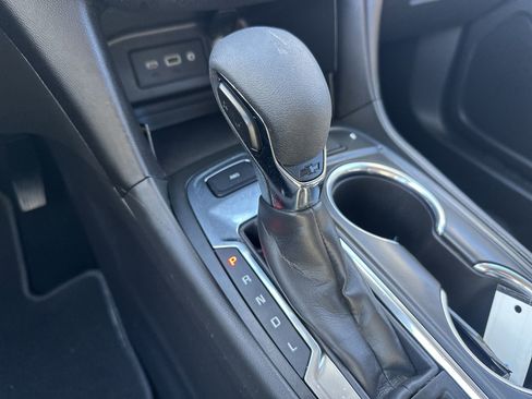 Used 2023 Chevrolet Equinox LT image 30