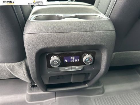 Used 2024 Chevrolet Traverse Z71 w/ Enhanced Driving Package image 27