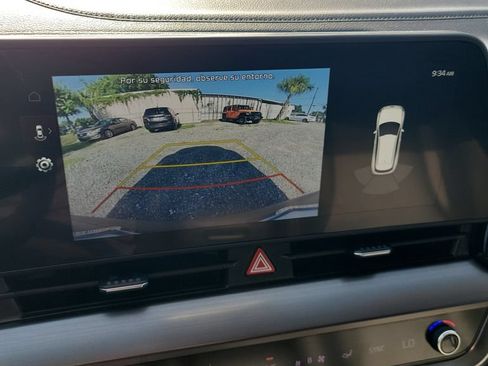 Used 2023 Kia Sportage EX FWD image 17