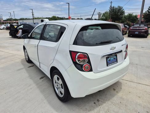 Used 2016 Chevrolet Sonic LS FWD image 8