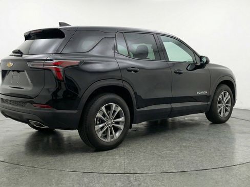 Used 2025 Chevrolet Equinox LT image 9