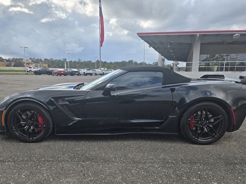 Used 2016 Chevrolet Corvette Z06 w/ 3LZ Preferred Equipment Group image 4