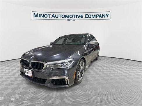 Used 2018 BMW M550i xDrive image 4