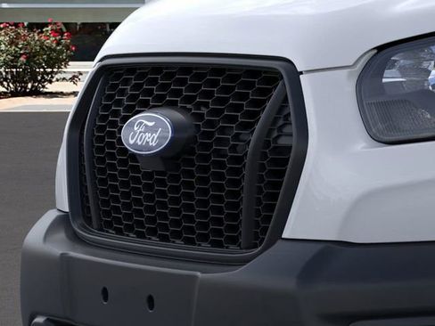 New 2026 Ford Transit 150 Low Roof RWD image 17