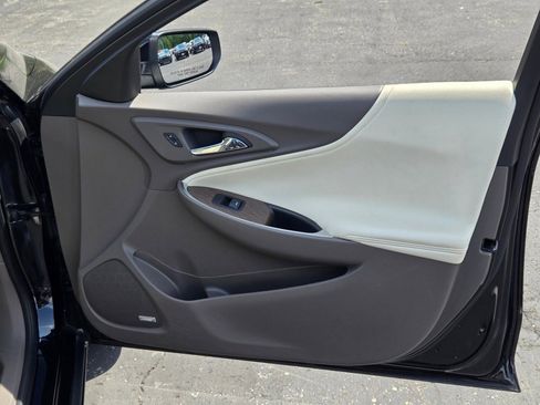 Used 2024 Chevrolet Malibu LT image 5