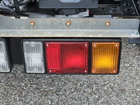 New 2025 Chevrolet Low Cab Forward image 8