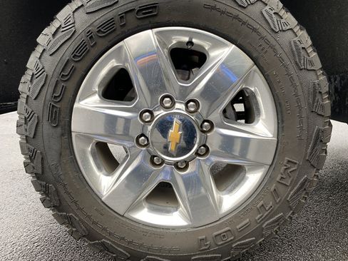 Used 2021 Chevrolet Silverado 2500 LTZ w/ Z71 Chrome Sport Edition image 46