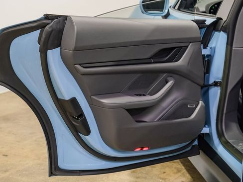 Used 2022 Porsche Taycan 4S image 44