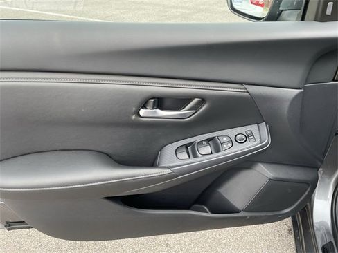 Used 2025 Nissan Sentra SV w/ All-Weather Package image 10