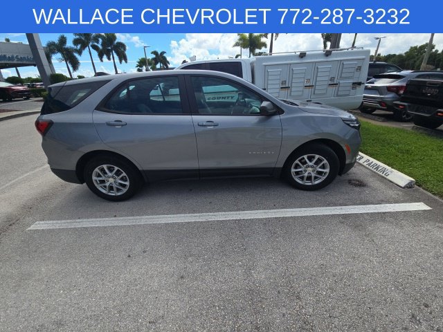 Used 2024 Chevrolet Equinox LS w/ Driver Confidence II Package FWD image 1