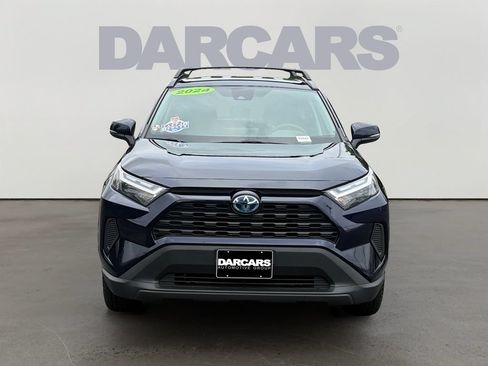Used 2024 Toyota RAV4 XLE AWD/4WD image 2
