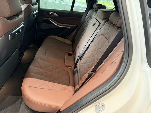 New 2026 BMW X5 xDrive50e w/ M Sport Package AWD/4WD image 13