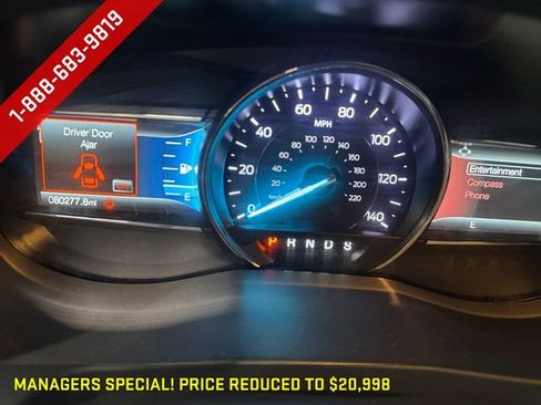 Used 2019 Ford Explorer Limited w/ Class III Trailer Tow Package AWD/4WD image 3