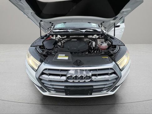 Used 2019 Audi Q5 2.0T Premium w/ Convenience Package image 39
