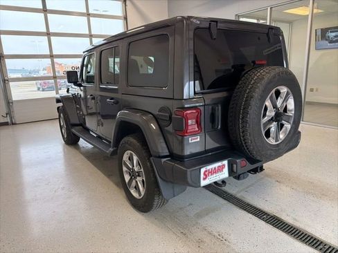 Used 2021 Jeep Wrangler Unlimited Sahara w/ Uconnect 4C Nav & Sound Group image 6