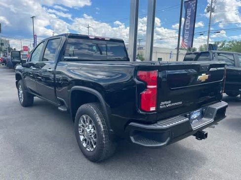 New 2026 Chevrolet Silverado 2500 LT w/ Z71 Chrome Sport Edition AWD/4WD image 21