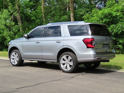 Used 2023 Ford Expedition Platinum