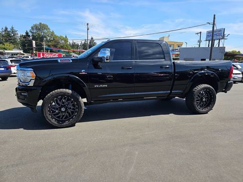 Used 2024 RAM 2500 Limited AWD/4WD image 5