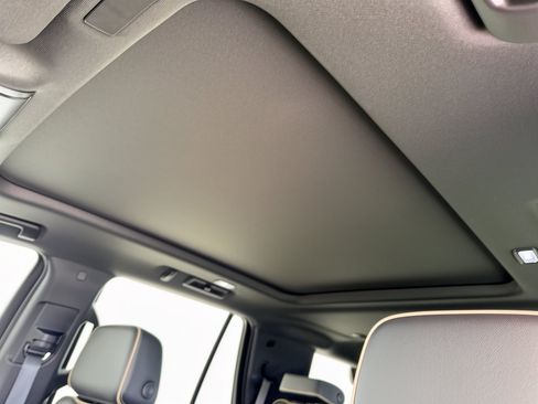 Used 2025 GMC Yukon Elevation w/ LPO, Floor Liner Package RWD image 27