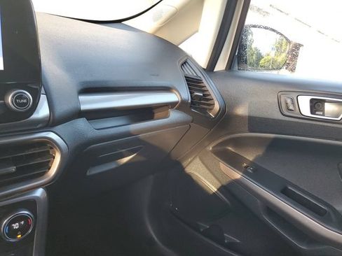 Used 2019 Ford EcoSport SE FWD image 24