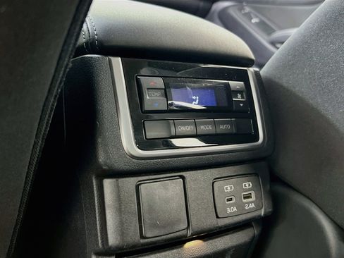 Used 2023 Subaru Ascent Premium w/ Convenience Package AWD/4WD image 24