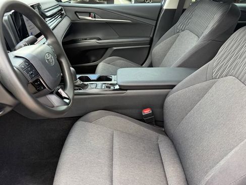 Used 2026 Toyota Camry LE w/ Convenience Package FWD image 10