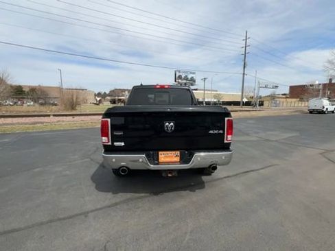 Used 2016 RAM 1500 Laramie w/ Convenience Group image 7