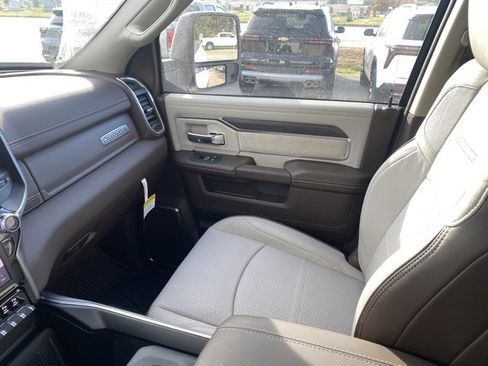 Used 2025 RAM 2500 Laramie image 16